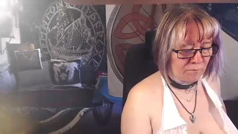 Michelle online show from May 10, 3:36 pm