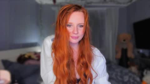 Klementinafanslyklementina6661 online show from April 8, 9:17 pm