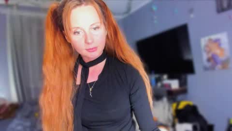 Klementinafanslyklementina6661 online show from May 18, 8:48 pm