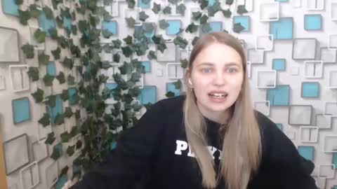 klerkarina online show from February 19, 6:22 am