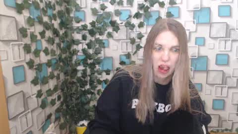 klerkarina online show from March 3, 5:58 am