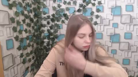 klerkarina online show from February 24, 5:52 am