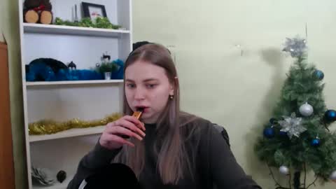 klerkarina online show from February 2, 5:42 am