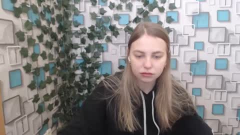 klerkarina online show from February 18, 6:15 am
