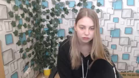 klerkarina online show from February 20, 5:44 am