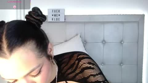 kloe__watson online show from May 16, 12:35 am