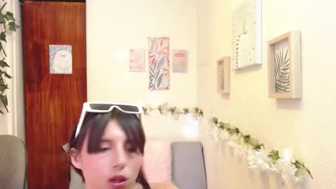 Kloe deker online show from November 29, 3:49 pm