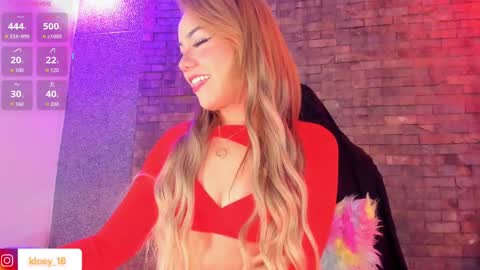 Kloey  online show from October 3, 8:14 pm