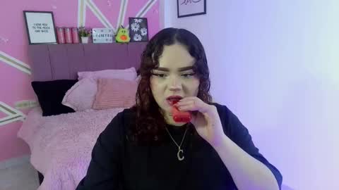 camila online show from March 16, 4:15 am