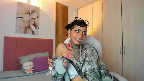 Kora  online show from October 25, 2:03 pm