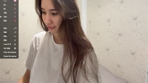 Nami online show from April 9, 4:15 am