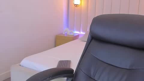 K O S M I C online show from October 18, 12:41 pm