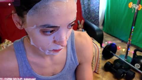 Gal online show from February 9, 9:00 am