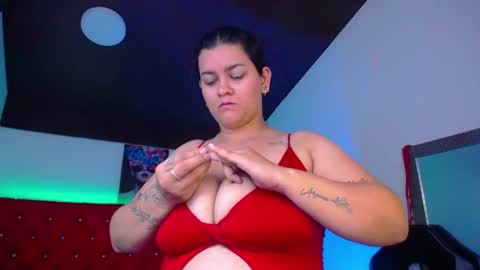 kriss_sweetboobs online show from May 19, 12:45 pm