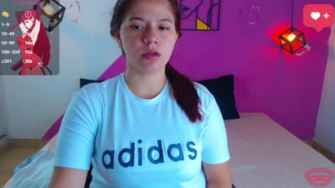 krissone online show from January 4, 1:42 pm