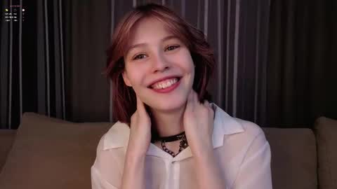 Sarah online show from December 4, 1:19 am