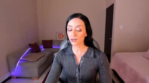 Sophia online show from May 11, 8:28 pm