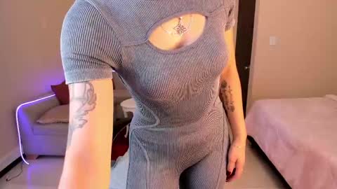 Sophia online show from May 20, 7:44 pm