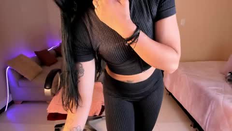 Sophia online show from May 1, 9:18 pm
