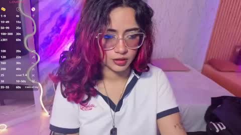 kristen_tay online show from May 26, 3:50 am