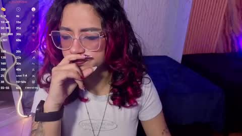 kristen_tay online show from May 22, 3:04 am