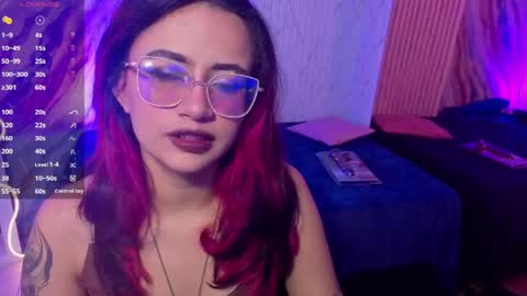 kristen_tay online show from May 19, 3:02 am
