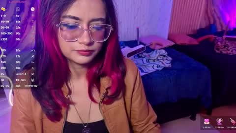 kristen_tay online show from May 18, 3:38 am