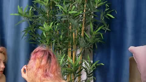 KristenRedd online show from September 23, 5:05 am