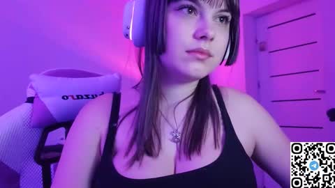 Kristi online show from December 15, 10:37 pm