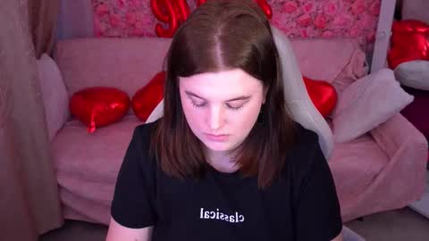 kristifoxy online show from February 18, 10:47 am