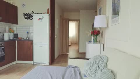 Kristi online show from October 15, 5:32 am