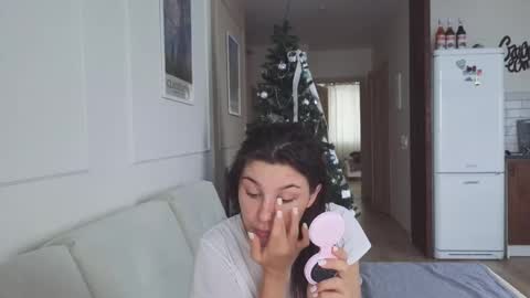 Kristi online show from December 14, 6:08 am