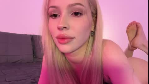 Kristy online show from October 16, 11:40 pm