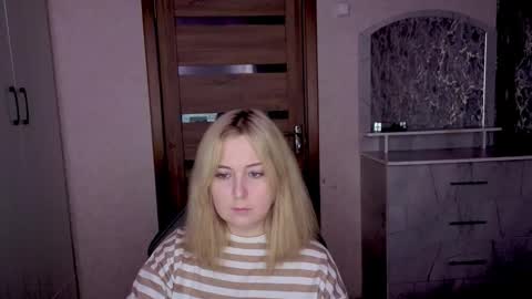 Kristy online show from February 2, 10:20 pm