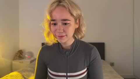 Kristy Nip slip shady  Best model on CB  online show from May 24, 5:45 pm
