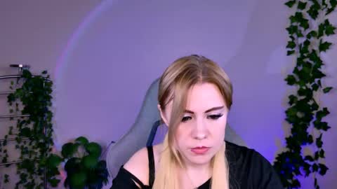 Eileen online show from May 17, 10:36 am