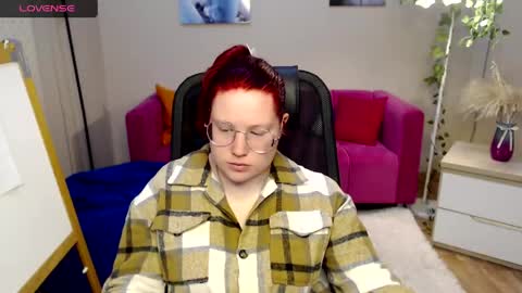 kuri_u online show from March 23, 11:16 am