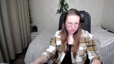 kuri_u online show from January 10, 12:43 pm