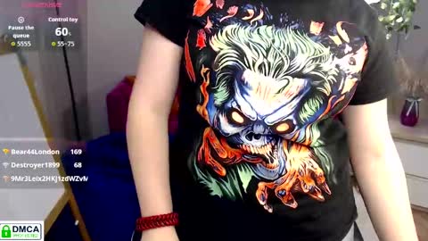 kuri_u online show from May 11, 4:04 pm