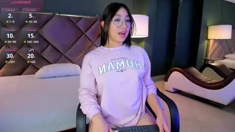 kya_wild online show from May 10, 6:26 am