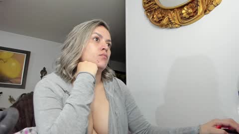 kyhara online show from January 2, 2:43 am