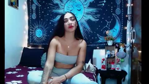 kylie online show from May 20, 11:24 pm
