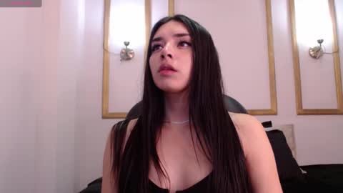 Snapshot of kylie_golden chatting on March 6, 11:36 am Kylie Myers online show from March 6, 11:36 am
