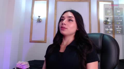 Snapshot of kylie_golden chatting on March 11, 11:44 am Kylie Myers online show from March 11, 11:44 am