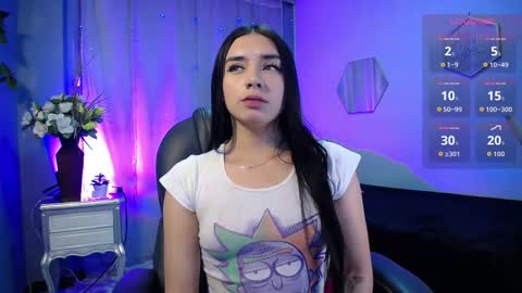 Snapshot of kylie_golden chatting on September 16, 12:24 pm Kylie Myers online show from September 16, 12:24 pm