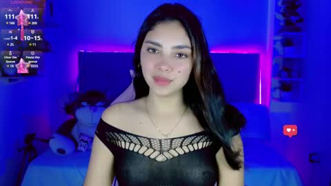k ylie online show from December 3, 9:45 pm