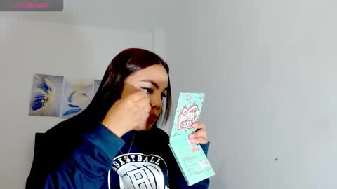 Snapshot of kylie_loveee chatting on October 29, 12:31 pm Paola online show from October 29, 12:31 pm