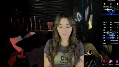 Kylie online show from May 6, 1:48 pm