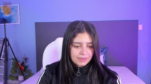 Snapshot of kylie_reyes chatting on December 9, 7:07 pm Kylie Reyes online show from December 9, 7:07 pm
