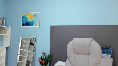 Snapshot of kylie_reyes chatting on October 2, 8:25 pm Kylie Reyes online show from October 2, 8:25 pm